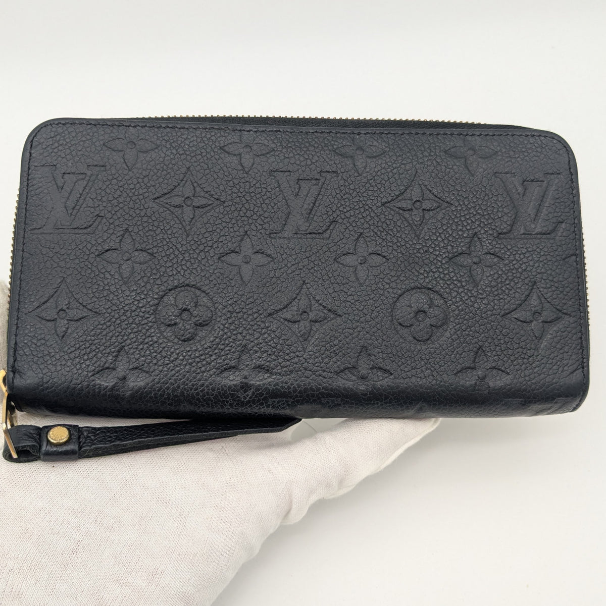LOUIS VUITTON アンプラント ジッピーウォレット ブラック 3