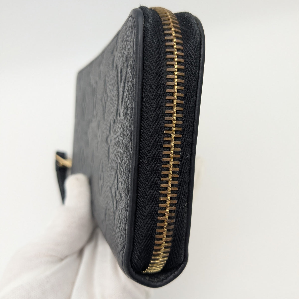 LOUIS VUITTON アンプラント ジッピーウォレット ブラック 5