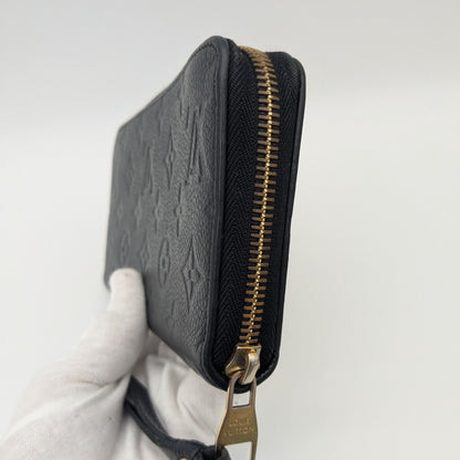 LOUIS VUITTON アンプラント ジッピーウォレット ブラック 4