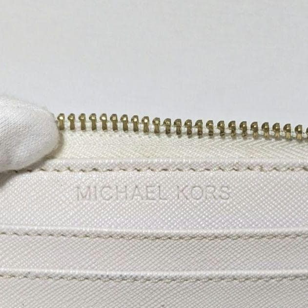 MICHAEL KORS ラウンドジップ 小銭入れ ホワイト 10