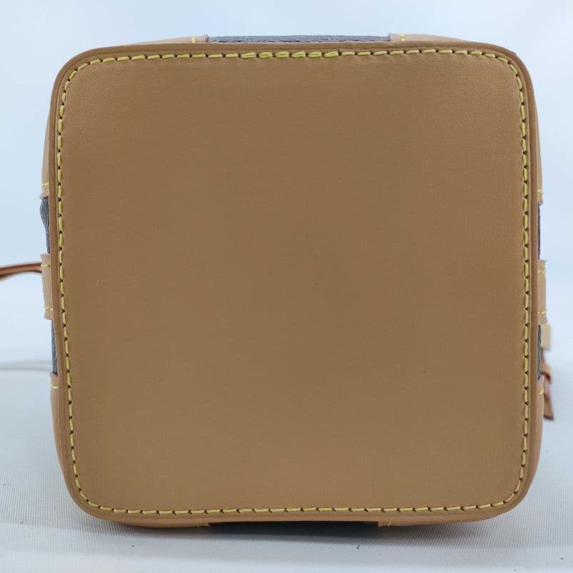 LOUIS VUITTON ノエ パース モノグラム ショルダーバッグ 10