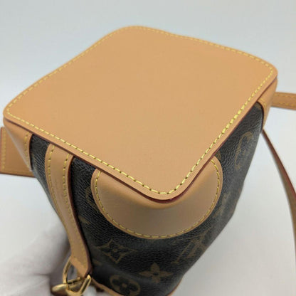 LOUIS VUITTON ノエ パース モノグラム ショルダーバッグ 15
