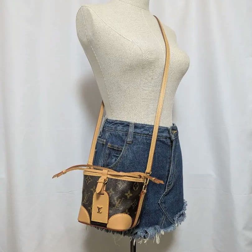 LOUIS VUITTON ノエ パース モノグラム ショルダーバッグ 3