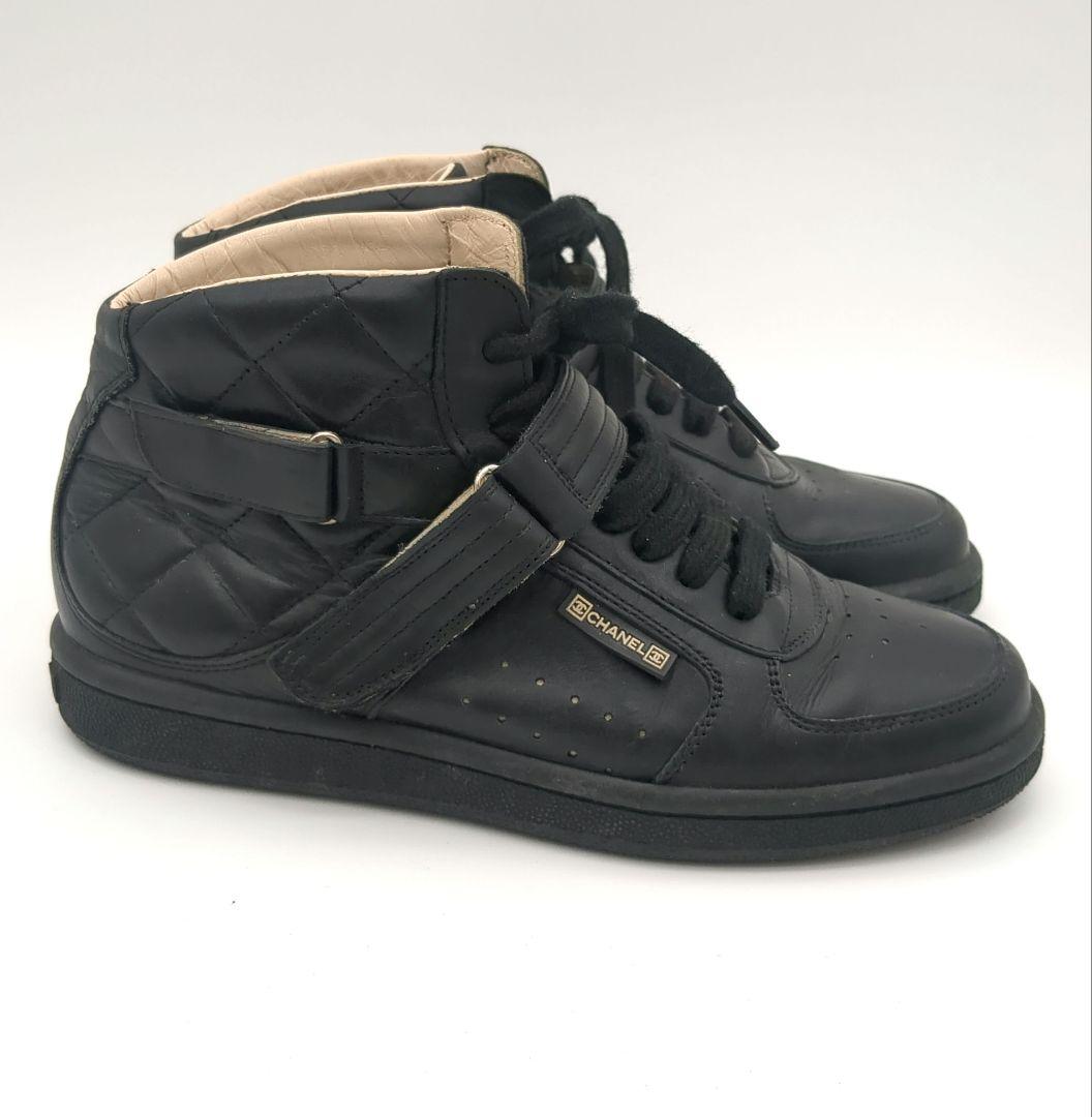 CHANEL マトラッセ ハイカットスニーカー ブラック 4